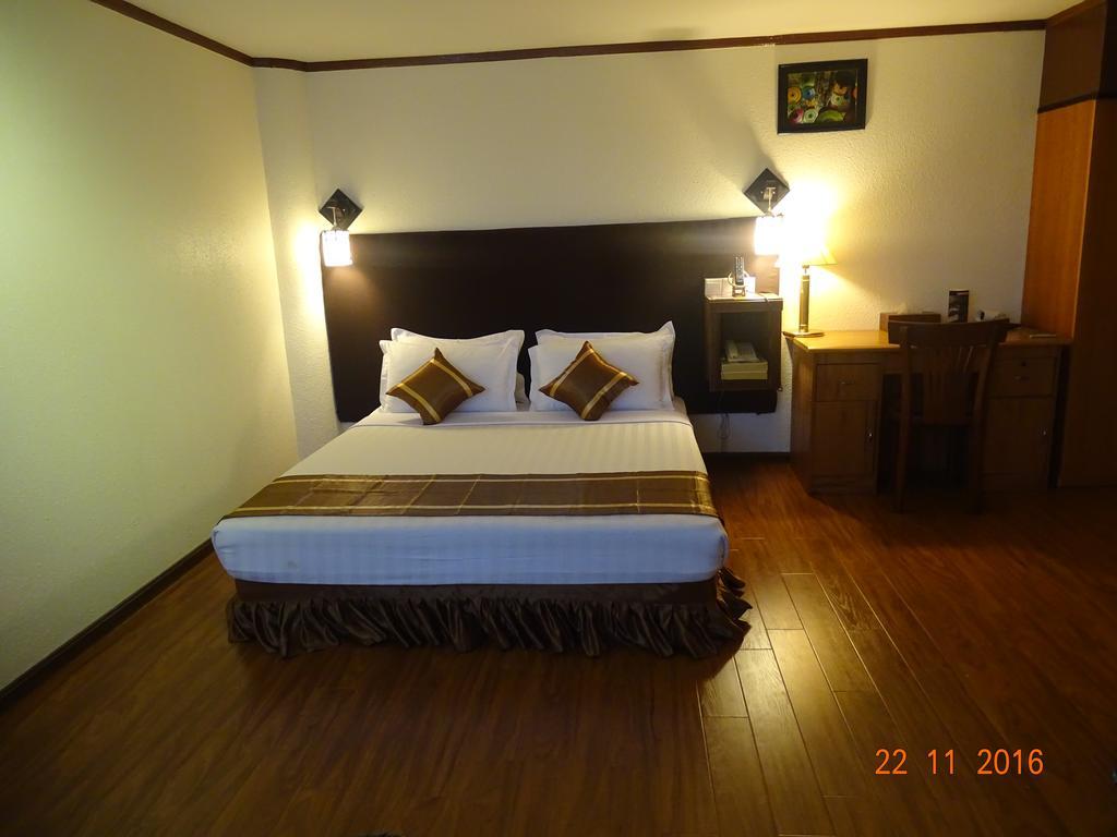 Backpackerz @ Orchid Bed & Breakfast Yangon