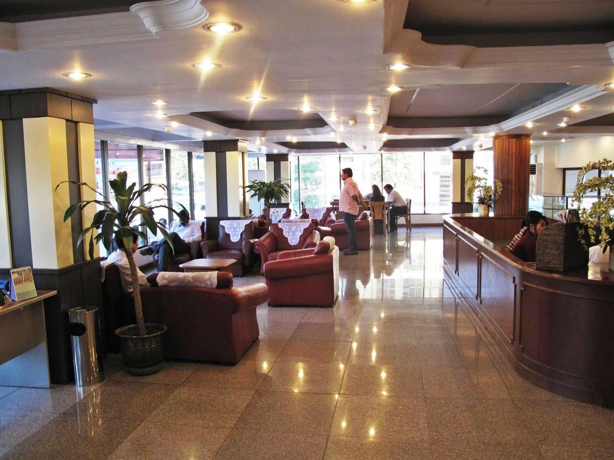Backpackerz @ Orchid Bed & Breakfast 3*